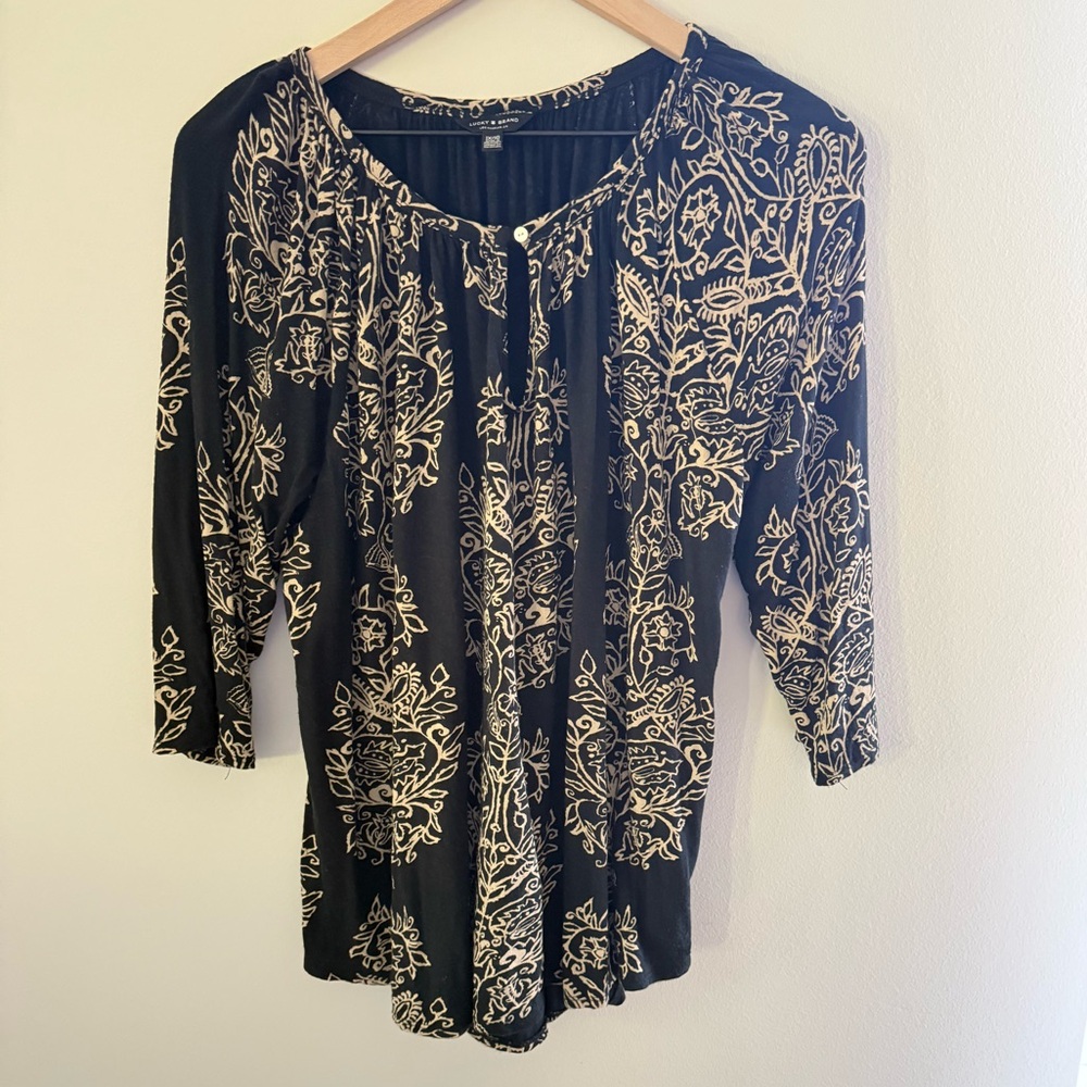 Lucky Brand Women’s Black and Beige Floral 3/4 Sleeve Top Size 1X